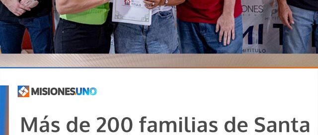 Más de 200 familias de Santa Ana recibieron permisos de ocupación y títulos de propiedad